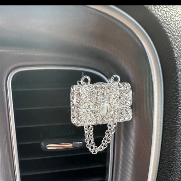 π Luxury Bling Car Scent Airfreshener Clip Holder - Silver Toned NEW - Picture 5 of 11